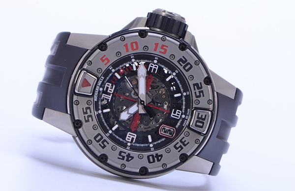 理查德米尔RM028二手手表回收价格高 网友：二手也买不起
