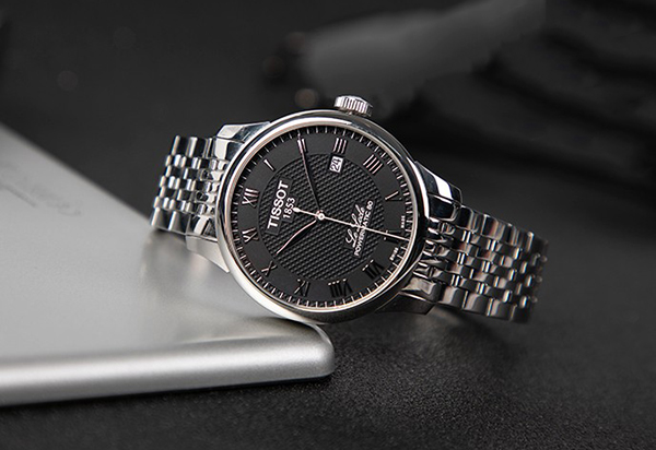 二手天梭力洛克系列T006手表回收多少钱 快速变现还得看它的