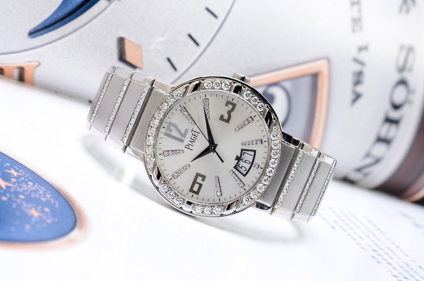 伯爵G0A33223白金镶钻手表回收多少钱？材质提升手表价值