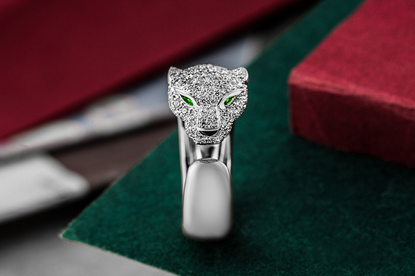 堪称一绝的卡地亚豹头戒指二手奢侈品回收价格惊呆众人