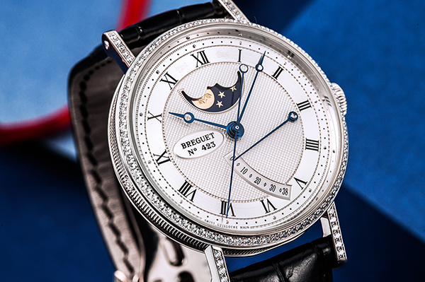 宝玑8788BB手表回收一般几折 月相功能堪称品牌一绝