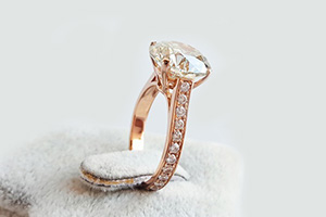 二手钻石戒指能卖多少钱 高低档品牌间差距明显