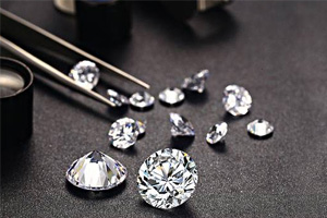 钻石哪里可以回收 奢侈品商家对其压价有原因