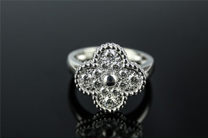 什么店回收钻石戒指 哪种奢侈品钻戒更受欢迎