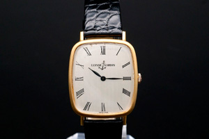 雅典老款手表回收价格虚高 复古表款翻新报价一般
