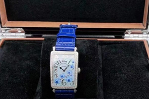 手表回收商家对待改装版二手名表回收一般如何报价