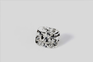 钻石一般的回收价格是多少 圆钻比异形钻回收更值