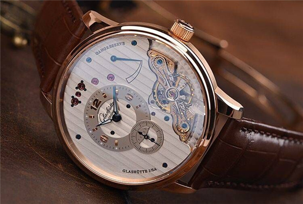 格拉苏蒂原创手表回收行情占优势