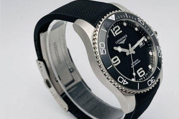手表可以去专卖店回收吗