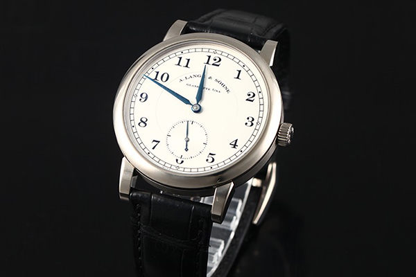 18k白金的朗格手表回收多少钱一块？