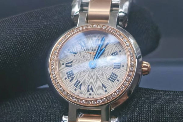 五大女人必买的手表 有你喜欢的表款上榜吗