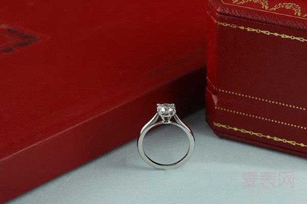 二手卡地亚经典四爪钻石戒指展示图