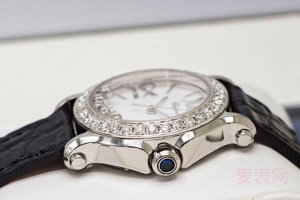 二手萧邦快乐钻石手表回收一般能卖多少钱