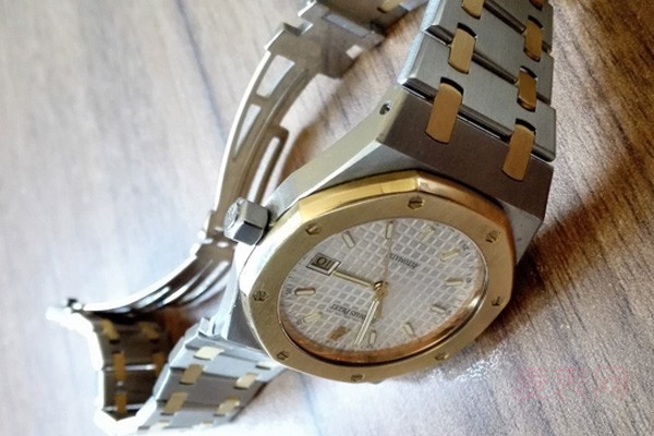 闲置多年的老式手表回收价格多少较合理
