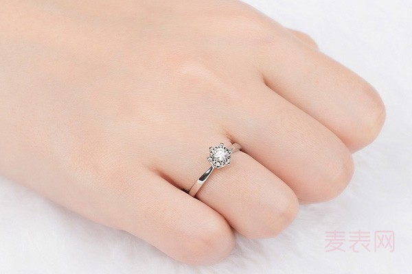 原价一万四买的钻石戒指现在卖能卖多少钱