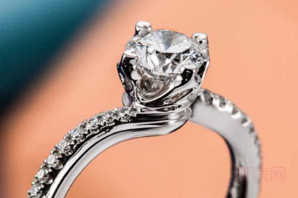 大型的珠宝店回收钻石戒指吗