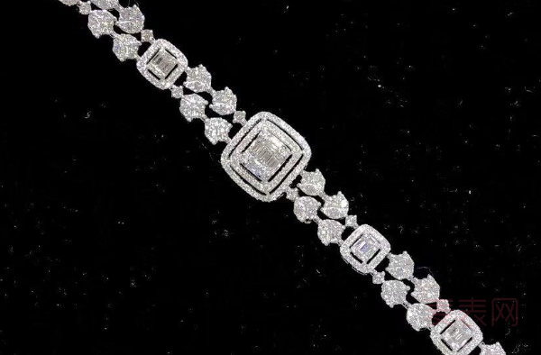 六福珠宝回收钻石手链吗需要看具体款式？