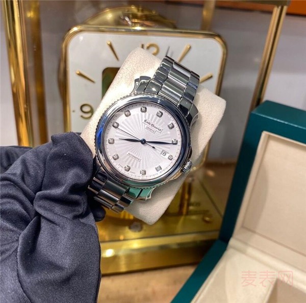 瑞士品牌艾米龙手表回收打几折