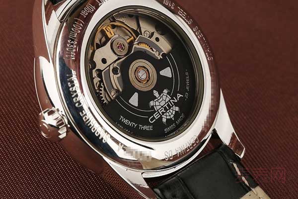 几千块的雪铁纳手表回收价格是多少？