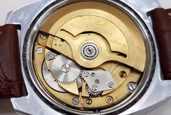 英纳格双日历全自动机械手表回收价是多少