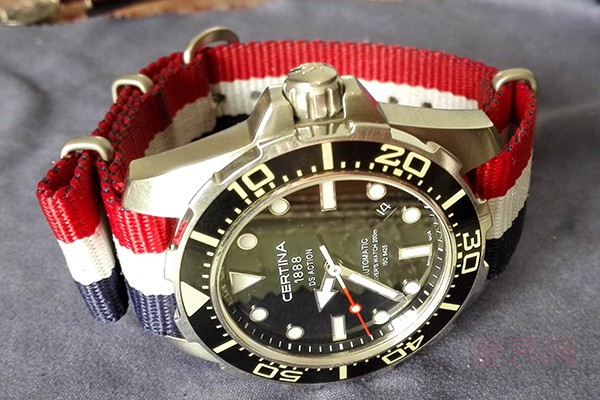 雪铁纳原价5000的手表回收价位难预料