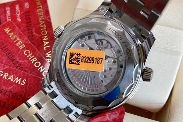 90年代的欧米茄海马双日历手表回收价格逐渐回暖