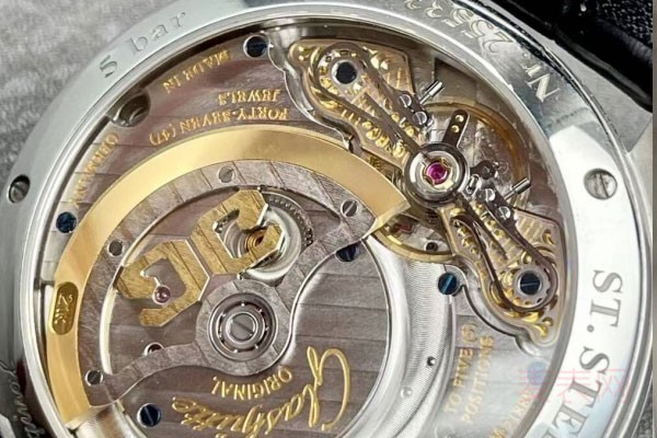 影响格拉苏蒂手表回收多少钱的因素有哪些