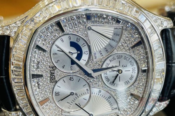 95新的伯爵手表回收价格能有多少