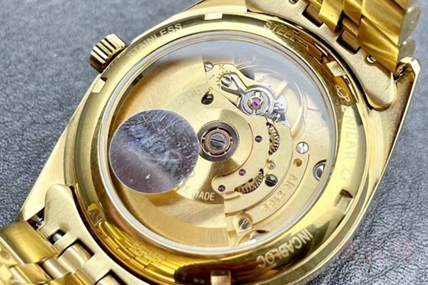 精钢镀金材质的英纳格手表有人回收吗
