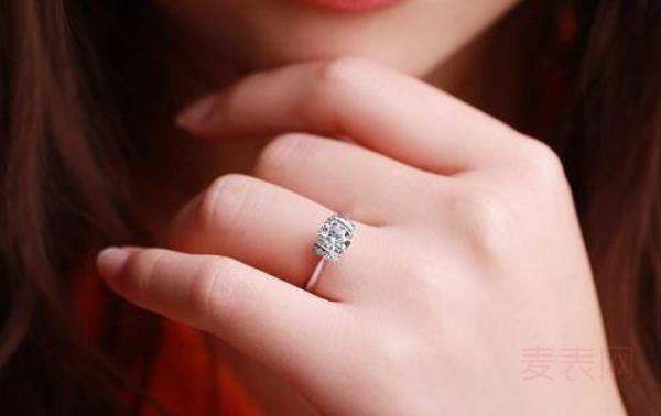 买的钻石戒指能回收吗 回收主要看材质