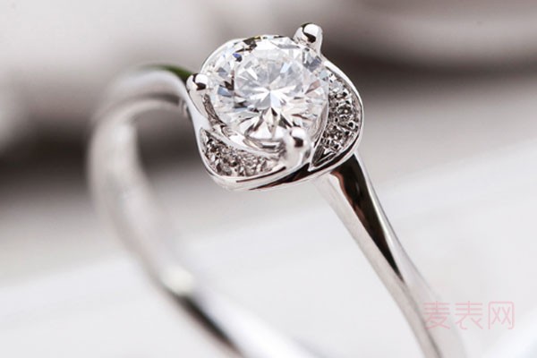 周六福18k金钻石戒指回收价格是怎么鉴定的