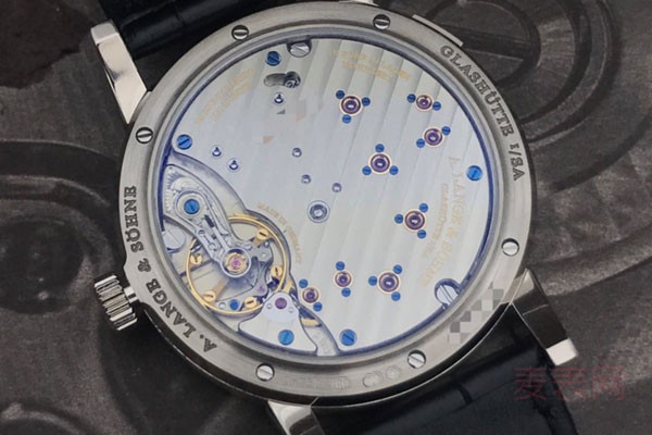 非瑞士人打造的朗格手表回收公司要怎么选 