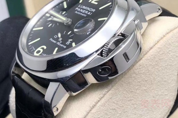 44mm表盘的沛纳海pam00090旧款手表回收多少钱 