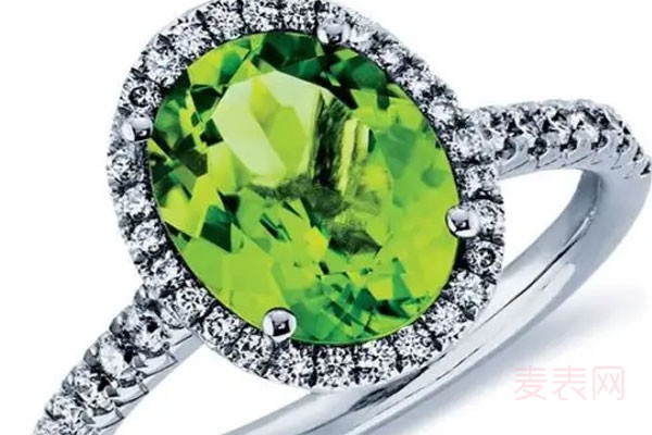 钻石贵还是绿宝石贵 主要看哪些方面来决定的
